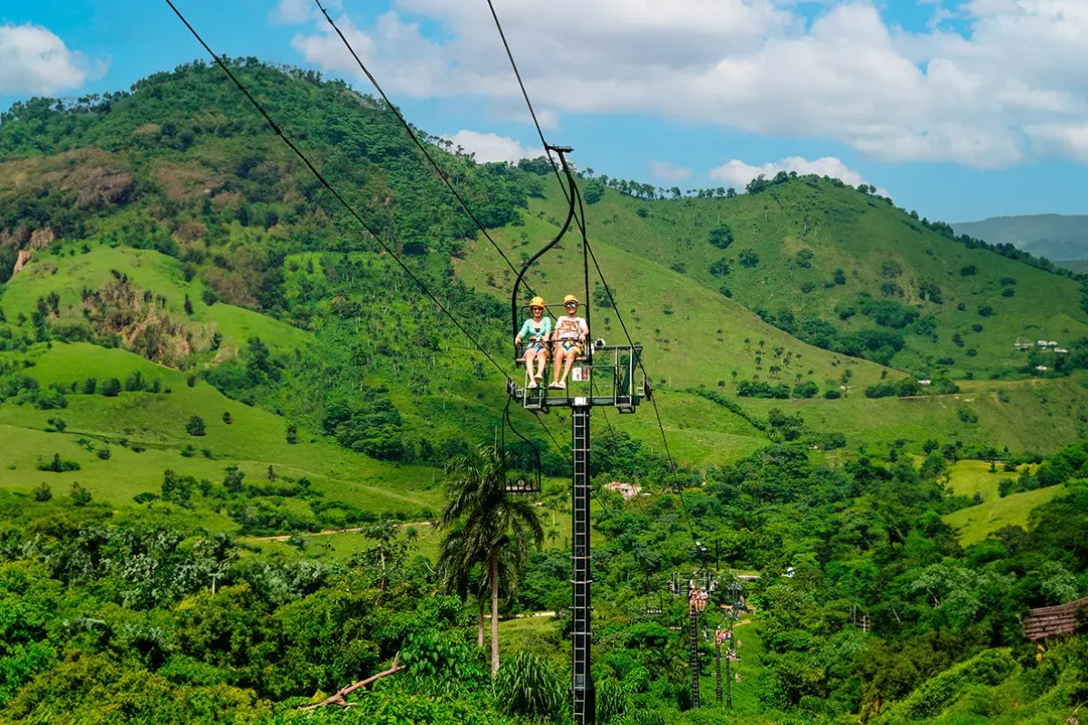 LA HACIENDA PARK