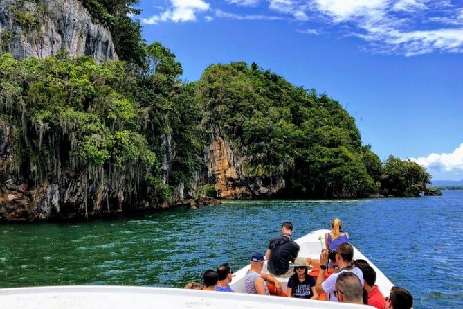 PARAISO CAÑO HONDO- PARQUE NACIONAL LOS HAITISES