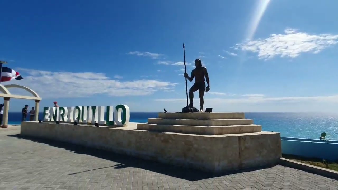 BAHIA DE LAS AGUILAS + BARAHONA