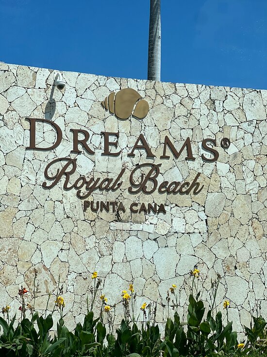 PUJ → Hotel Dreams Royal Beach Punta Cana
